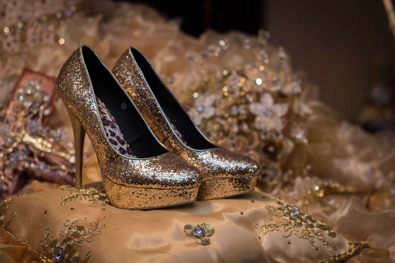 shoes-1468818_1280